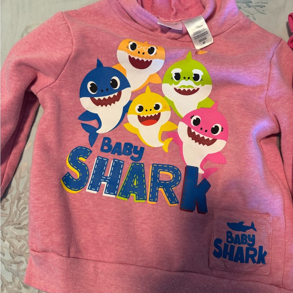 Baby Shark Pink Kids Hoodie Set - Picture 3 of 5